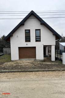 Dom z garażem w bryle do wykończenia