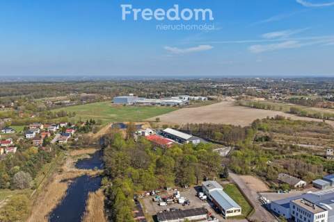 Zabytkowy park 1,2 ha 29 km od Warszawy