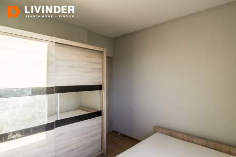 3 pok. jasne, dwupoziomowe ze schowkiem balkon.