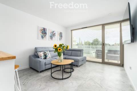 Nowoczesny apartament nad morzem w Sarbinowie.