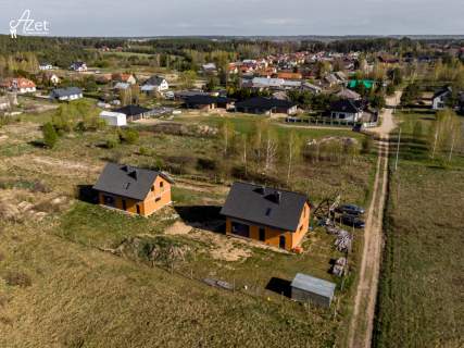 Dom wolnostojący Karakule 215 m działka