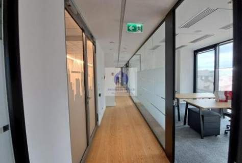 Śródmieście lokal biurowy 154,73m2 do podnajmu