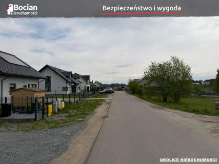 Uzbrojona, płaska działka na nowym osiedlu domów 