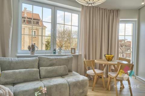 Po remoncie, 2 pokoje, I piętro, balkon, Starówka