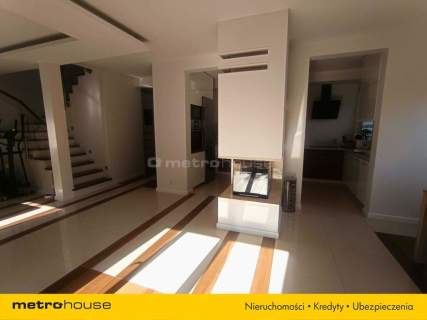 Segment narożny110m2 z ogródkiem oraz tarasem