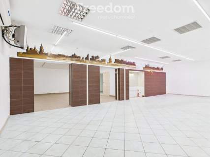 Gotowy lokal 130 m2, 6 miejsc parkingowych
