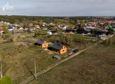 Dom wolnostojący Karakule 215 m działka