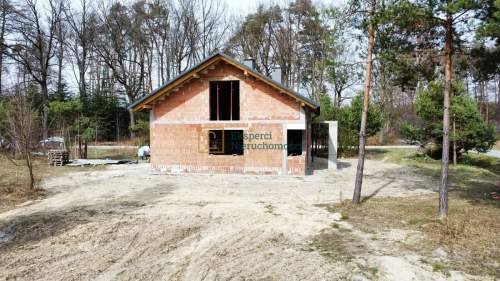 Dom wśród drzew,4 pokoje, działka 8,62a - Węgliska