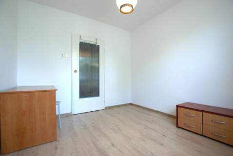 2 pokoje, balkon, parter, Uroczysko, parking