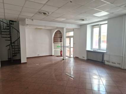 Lokal nieopodal Placu Politechniki, klima
