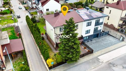 Komfortowy bliźniak z kominkiem i dużym ogrodem