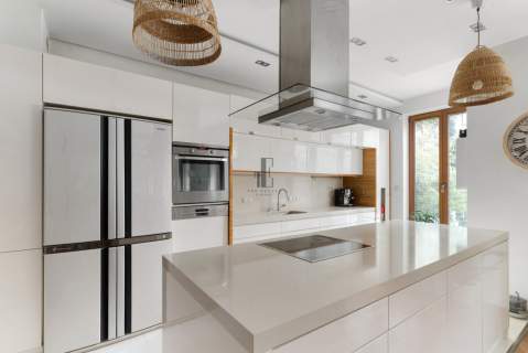 Ogródek 60m2 2 miejsca w garażu - Ostoja Wilanów