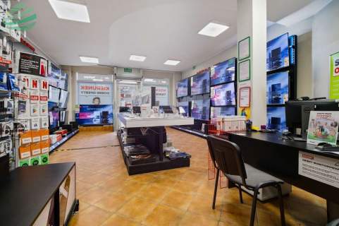 250 m w Rynku Darłowa   lokal, który zarabia od p