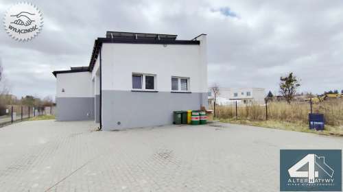 Warsztat samochodowy-wysokość 7m. Dobra cena 