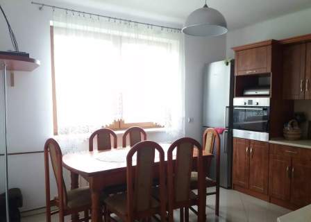Nieruchomość z gruntami rolniczymi Machów