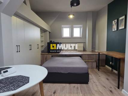 Kawalerka - 34 m2 gotowe do zamieszkania w Centrum