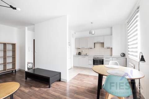 Ursynów/ 2 pokoje/ balkon/ garaż/ METRO NATOLIN