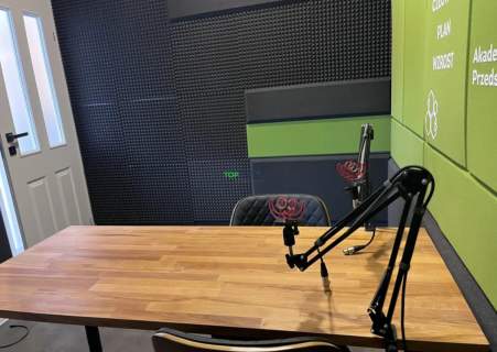 Studio filmowe i dźwiękowe gotowe do uruchomienia