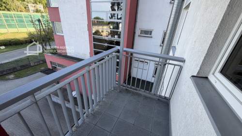 Kawalerka z garderobą i balkonem
