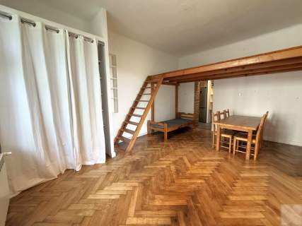 Mieszkanie do Wynajęcia w Kamienicy ul. Mireckiego