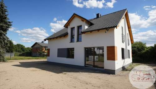 5 pok. taras z boku budynku Pecna 750 m PKP