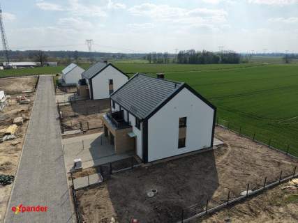 Bliźniak/Duży ogród/ 4 sypialnie/Garaż