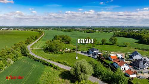 Działka wśród terenów zielonych z ładnymi widokami