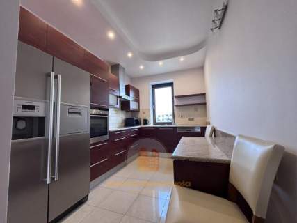 Cichy apartament , 3-pokoje z garderobą, 2xparking