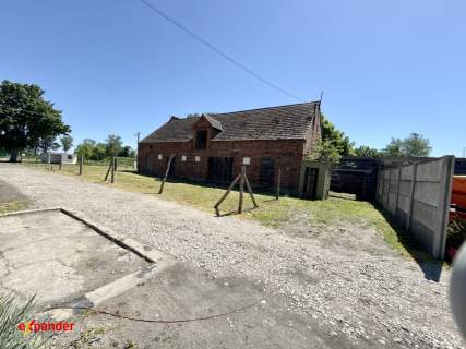 Dom 145 m z garażem na działce 765 m   Targowa Górka, duży potencj