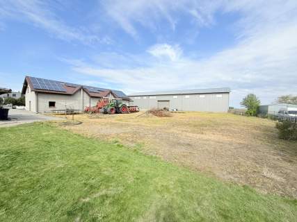 Dom 250m2 z 2 halami łącznie 1300m2 2,19ha ziemi
