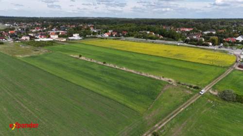 Działka usługowa z rewelacyjnym dostępem do autostrady