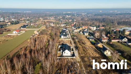 Bliźniak w podwyższonym stanie deweloperskim