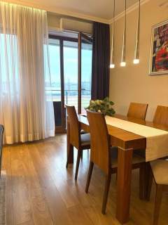 Mieszkanie z garażem w centrum miasta Apartament