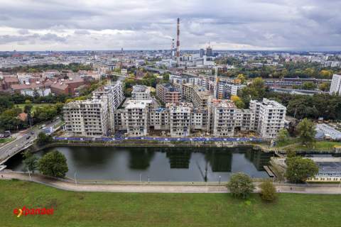 Widok na zieleń, Rynek 1,9 km