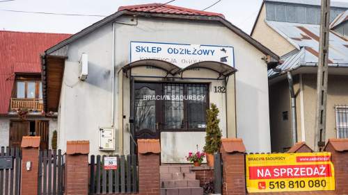 Centrum Iwanowic Włościańskich, Dom lub lokal
