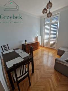 2 pokoje 44.22m Nowa Huta, Plac Centralny, winda