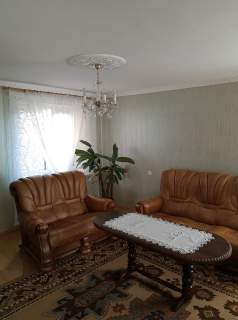 Radom / os. Żakowiece / dom wolnostojacy / 6 pokoi