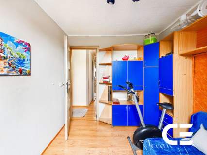 3 pokoje salon 58 m Oława niski czynsz