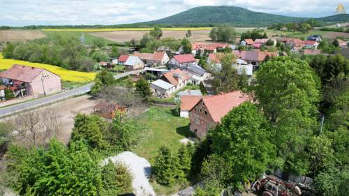 Dom na działce 10ar, góra Ślęża, przystanek, sklep