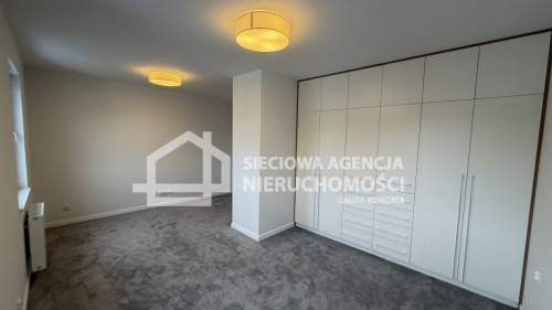 4-pok.mieszkanie na os.Sceneria Parkowa-Mały Kack