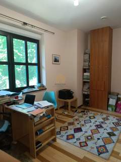 Piękna willa/niedaleko Świdnicy/ do zamieszkania