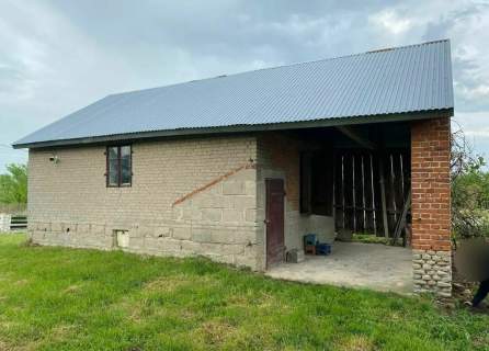 Nieruchomość z gruntami rolniczymi Machów