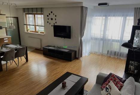 Komfortowe trzy pokoje przy Polu Mokotowskim