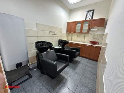 Gotowy do użytku lokal w centrum Zdzieszowic