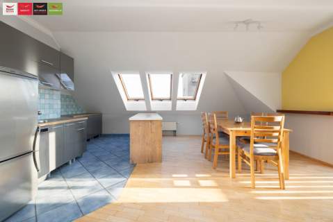 Kowale I duży balkon I ostatnie piętro