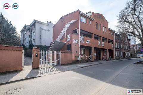 Świetnie skomunikowana kawalerka blisko centrum