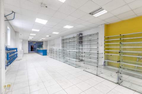 Lokal z magazynem 196m2 - Lublin, Bronowice
