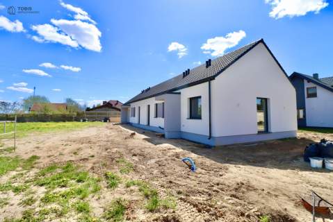 Dom parterowy 81,5 m ogród pompa ciepła