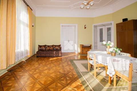 PRESTIŻOWE MIESZKANIE W ZABYTKOWEJ KAMIENICY