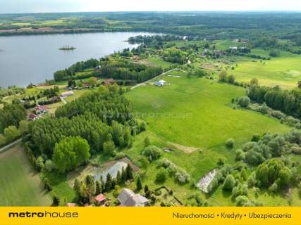 Działka z WZ w pięknej okolicy nad jeziorem